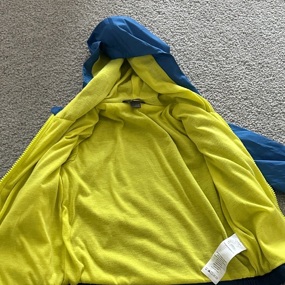 Eddie Bauer Blue and Yellow Kids Jacket - Picture 8 of 8